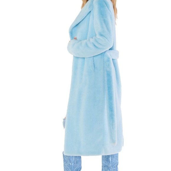 Ice blue soft fur show me your mu mu coat size Medium. Fast shipping - Picture 2 of 3